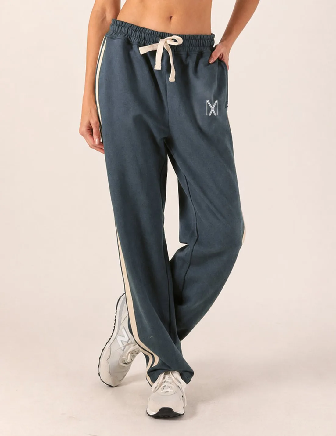 Retro Straight Leg Sweatpant in Slate